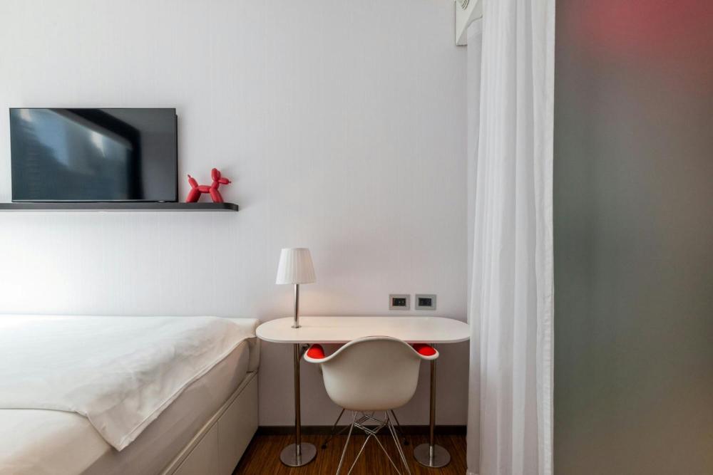 King Room interior